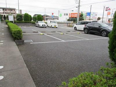 プログレス(23008)の外観・駐車場イメージ1枚目