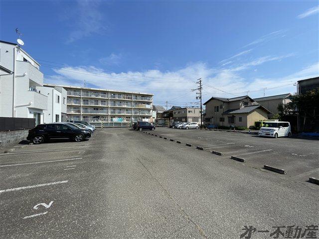 PD山内ハイツ駐車場の外観・駐車場イメージ3枚目