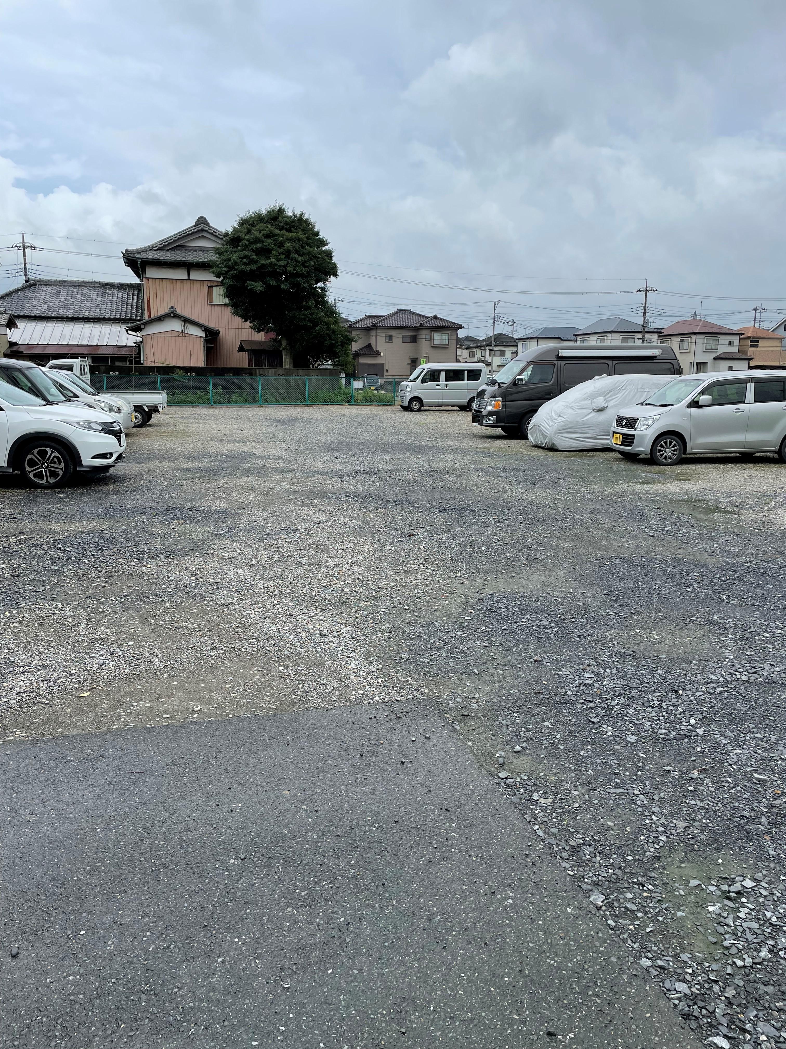大久保駐車場の外観・駐車場イメージ2枚目
