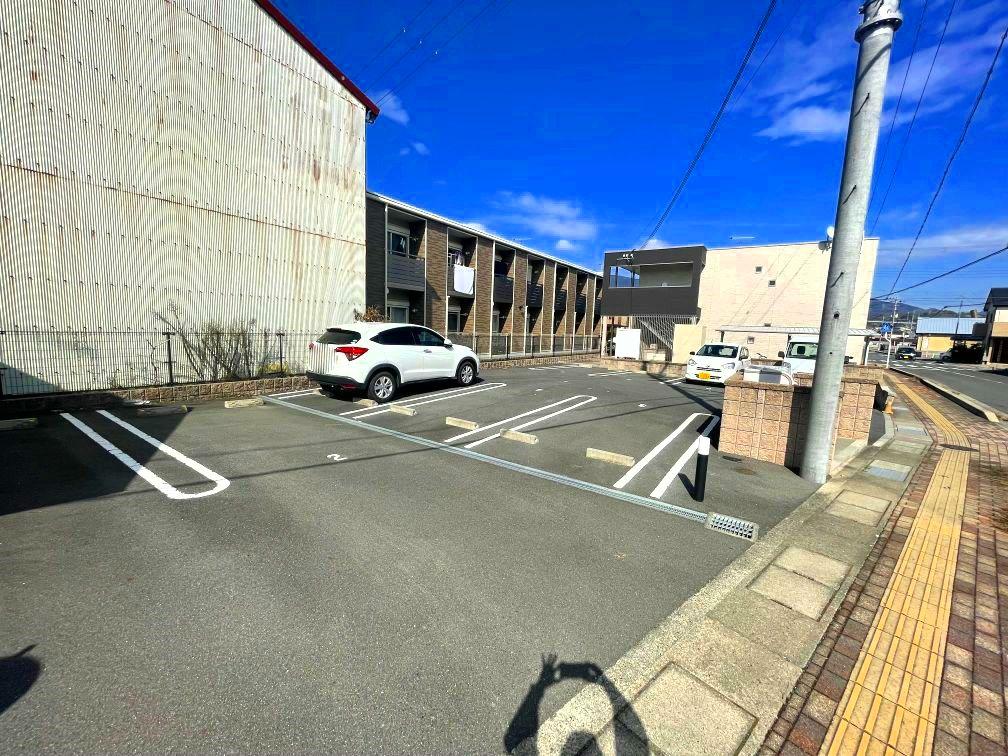 クレイノフェリオ高野口(56503)の外観・駐車場イメージ2枚目
