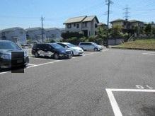 小泉荏田西第２駐車場の外観・駐車場イメージ2枚目