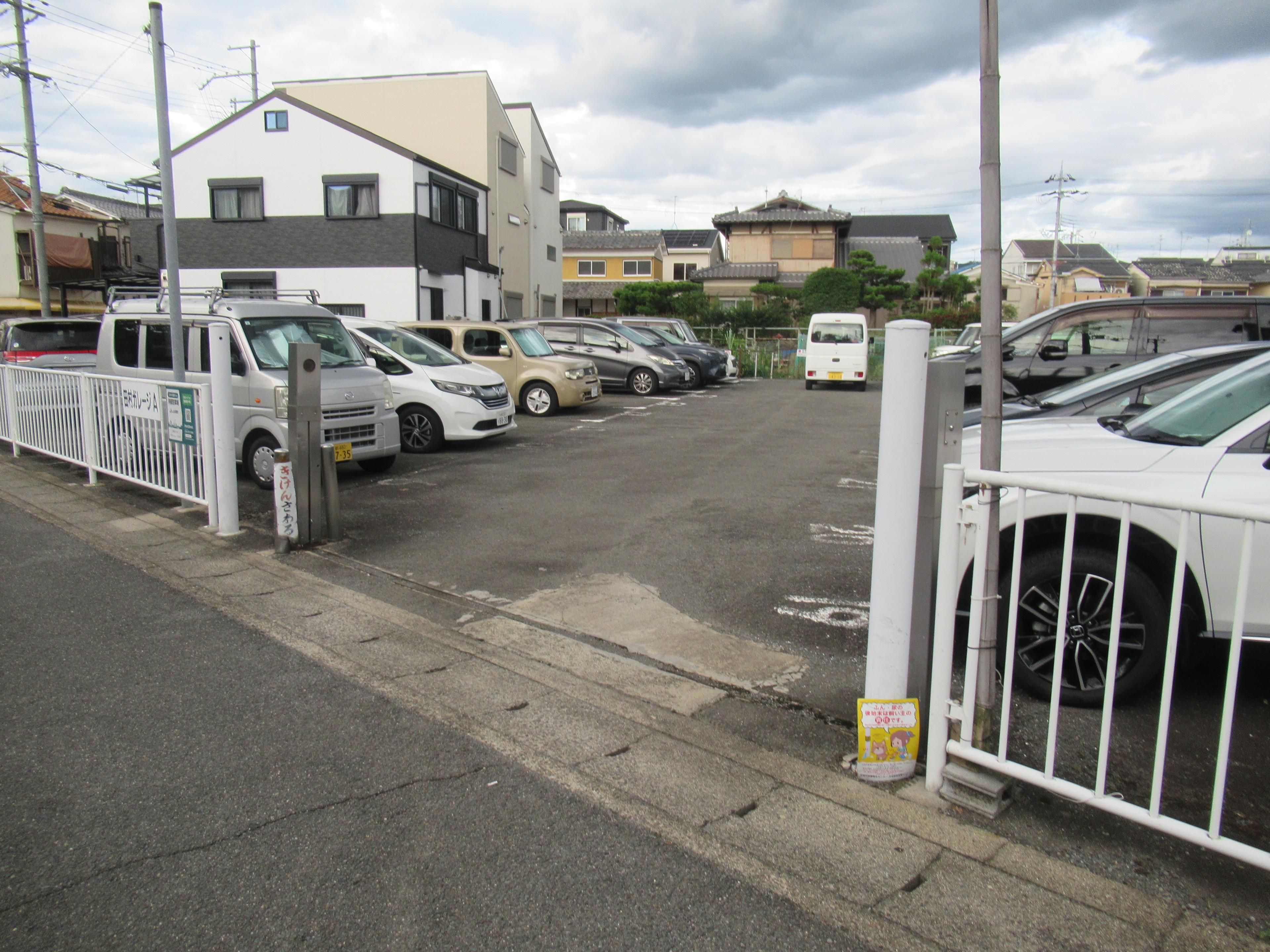 田村ガレージAの外観・駐車場イメージ1枚目