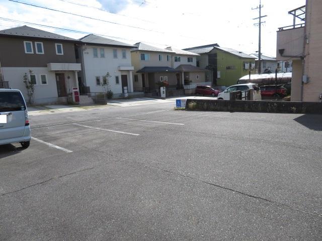 上地３丁目駐車場の外観・駐車場イメージ2枚目