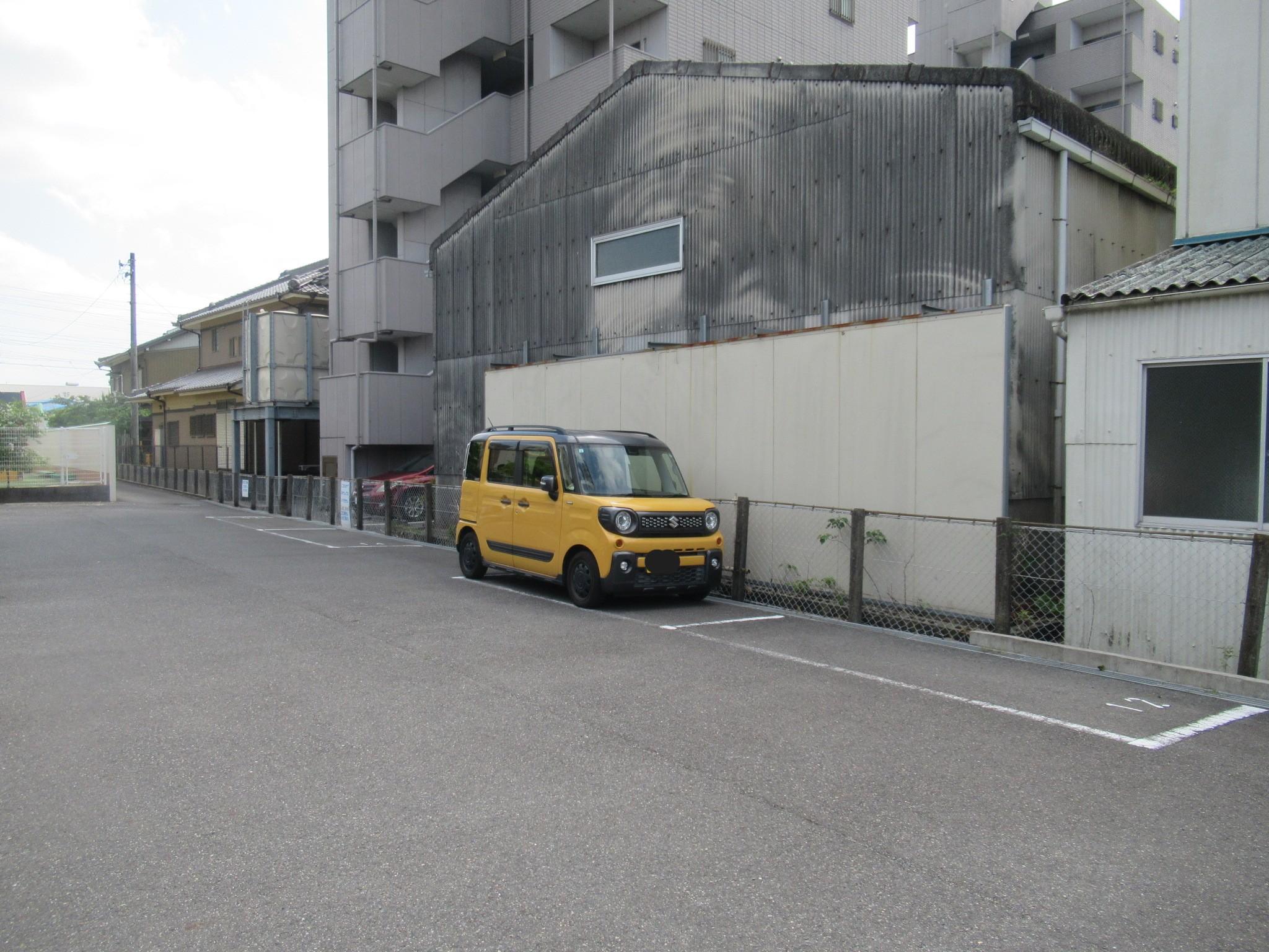 善進本町第4駐車場の外観・駐車場イメージ2枚目