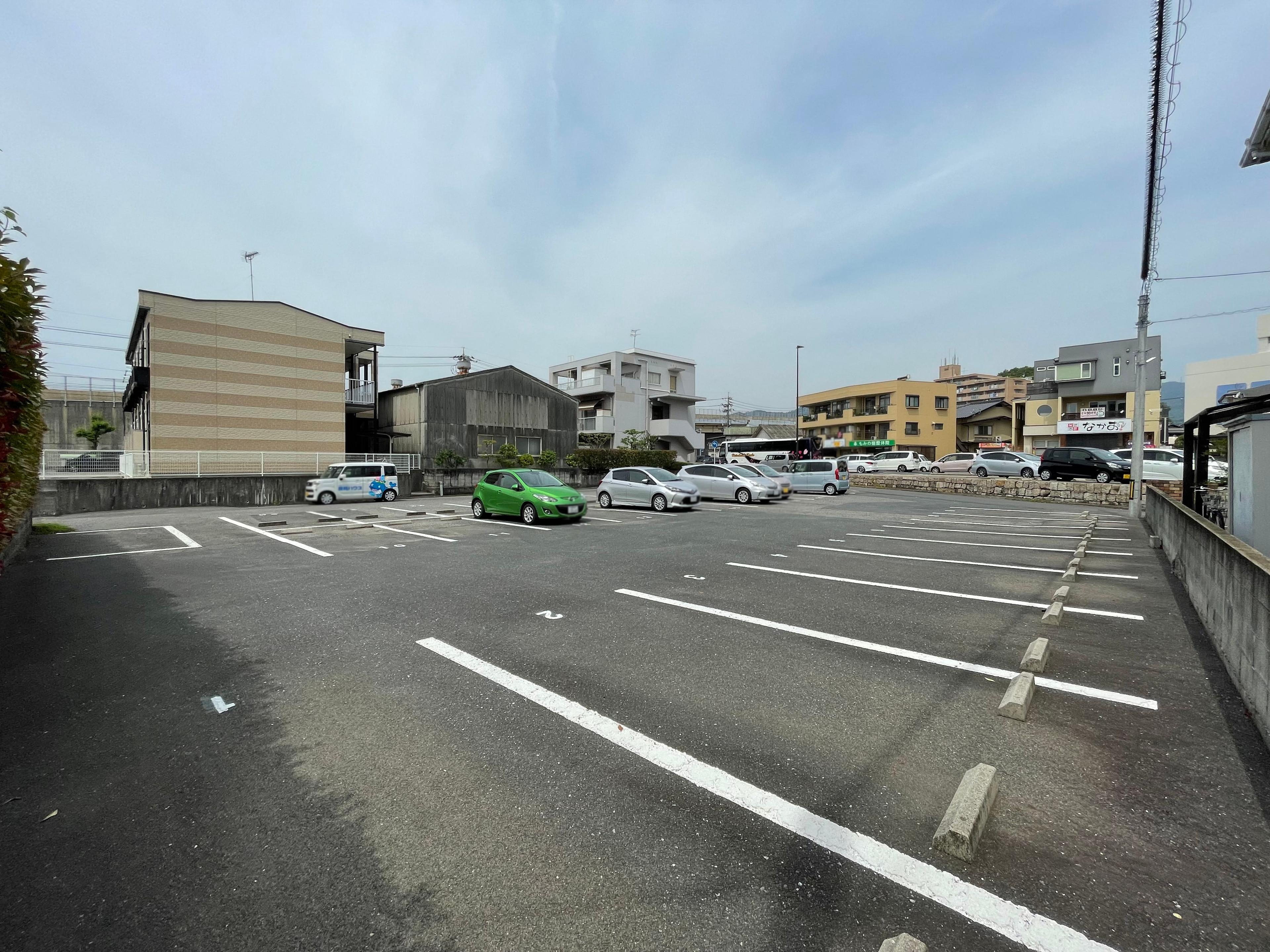 駐車場画像1枚目