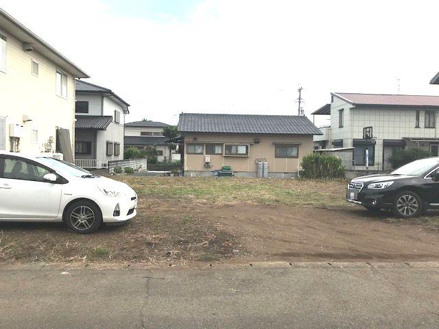 トレテスパーキングの外観・駐車場イメージ2枚目