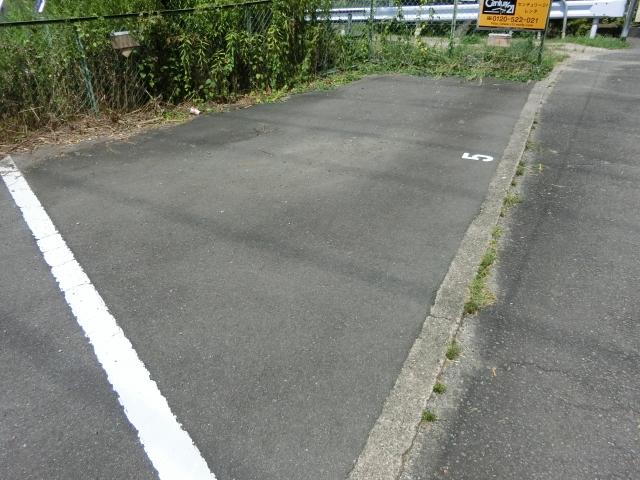 浄土橋ガレージの外観・駐車場イメージ3枚目
