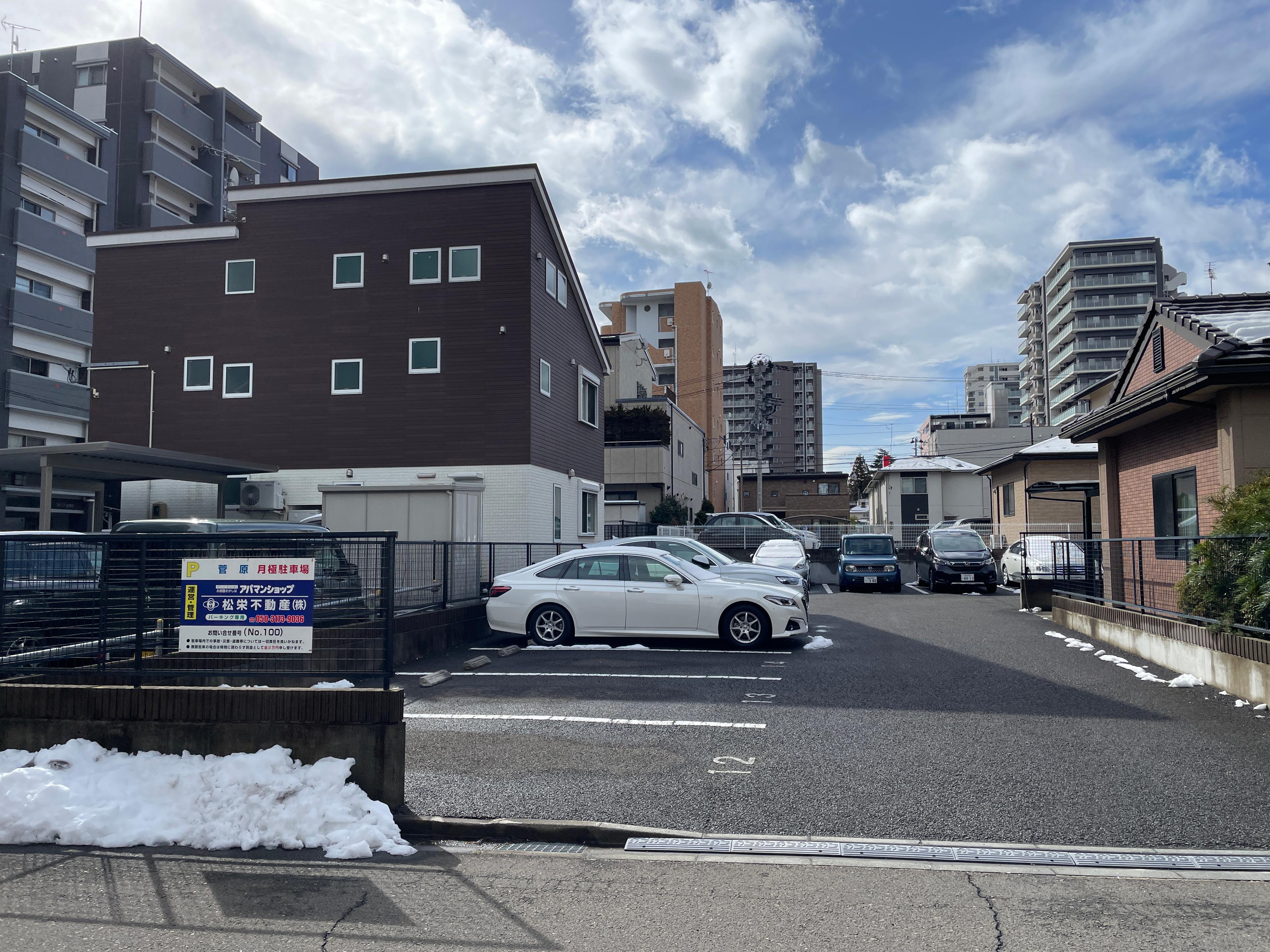 鉄砲町菅原月極駐車場の外観・駐車場イメージ1枚目