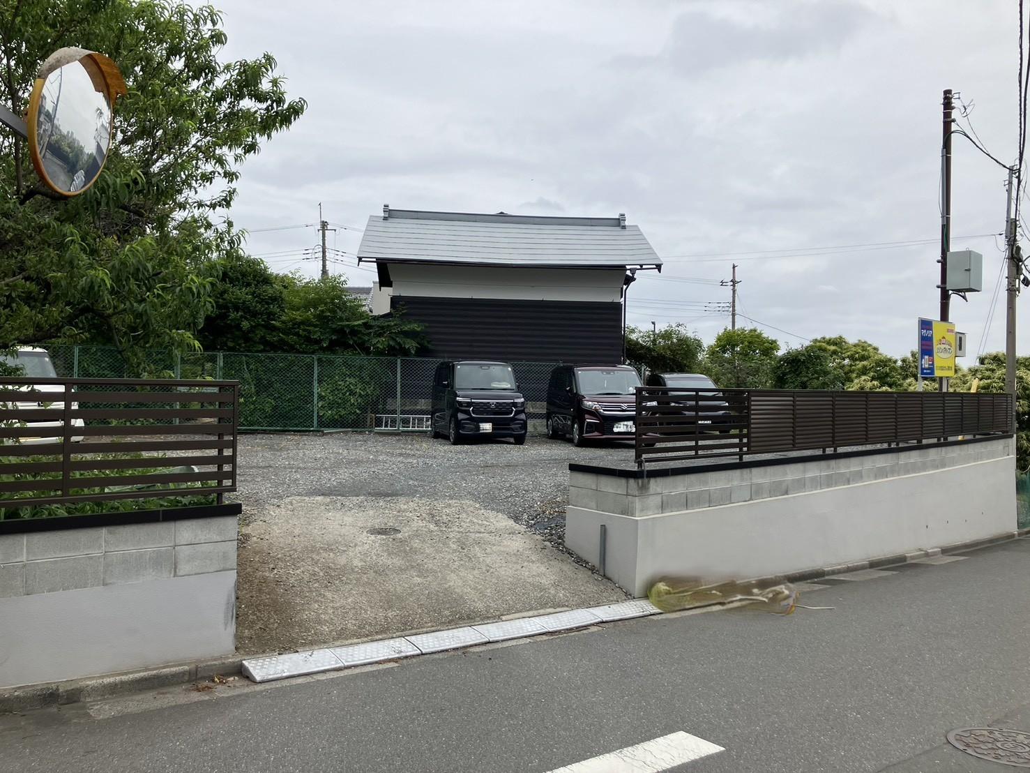 マグノリアの外観・駐車場イメージ2枚目