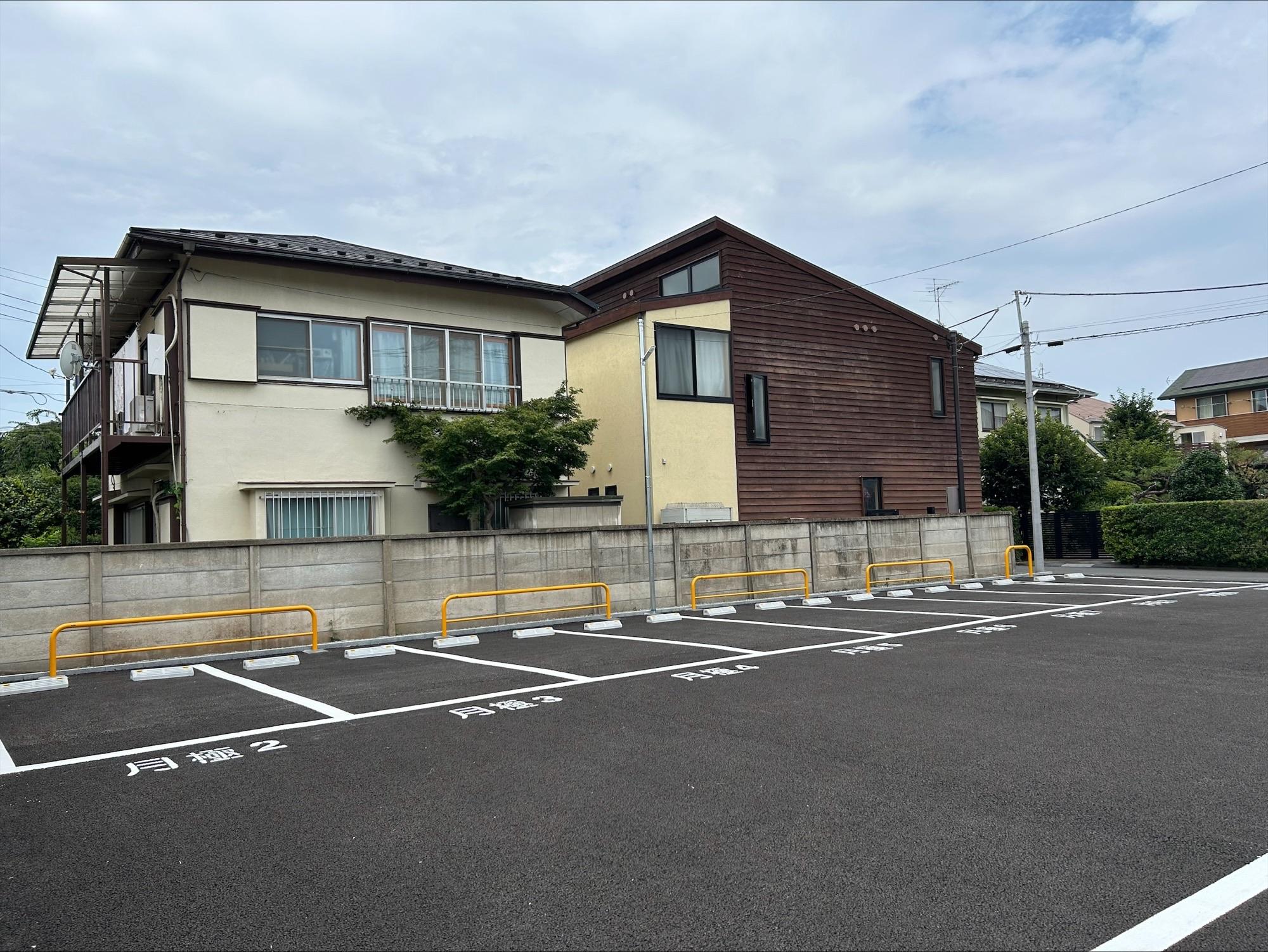 井の頭３丁目の外観・駐車場イメージ2枚目