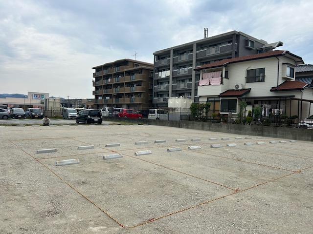 クレセントN外部駐車場の外観・駐車場イメージ3枚目