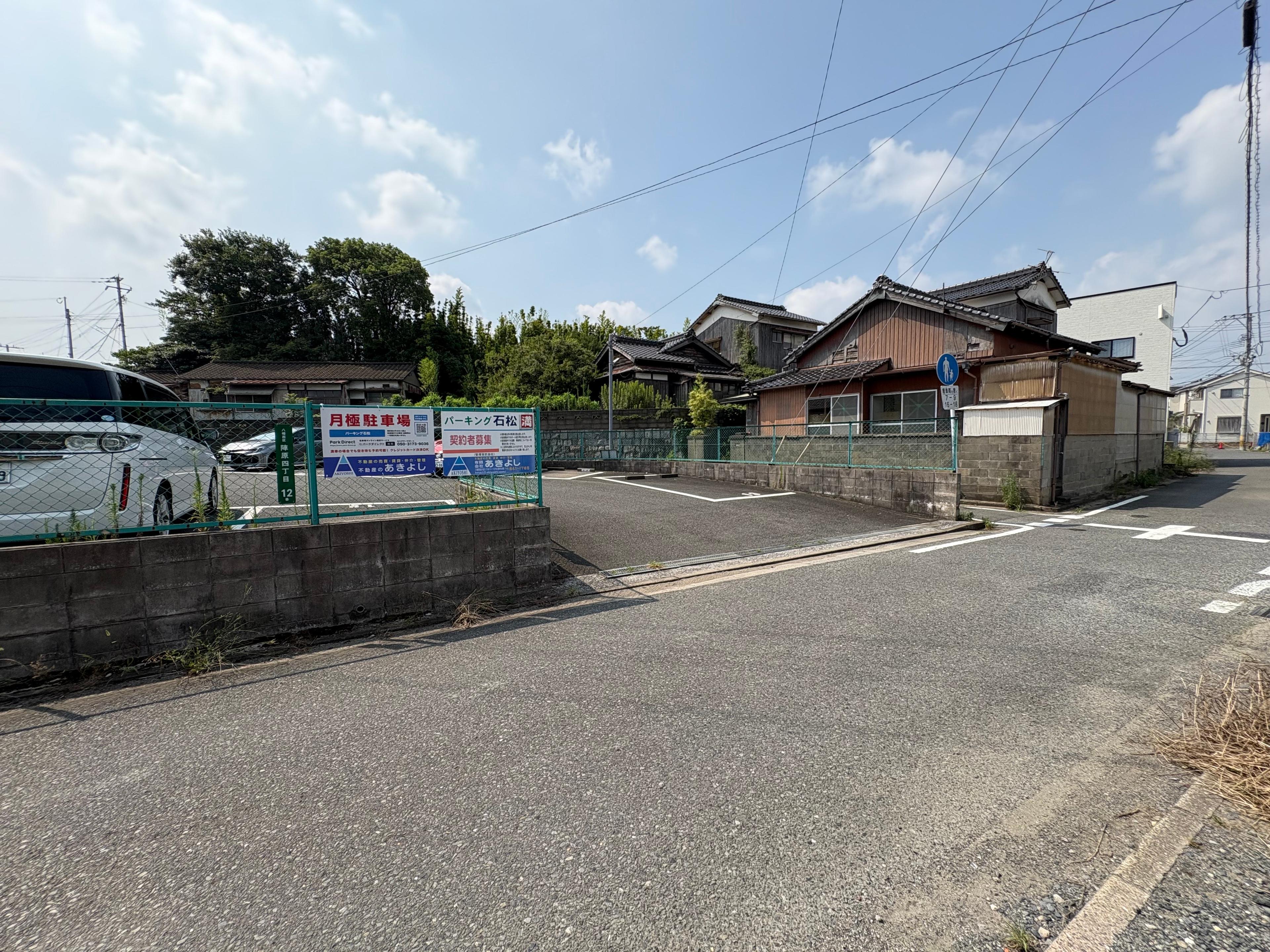 パーキング石松の外観・駐車場イメージ1枚目
