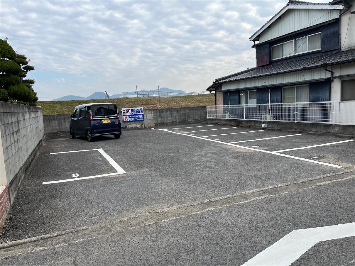 丸亀土器町の外観・駐車場イメージ3枚目