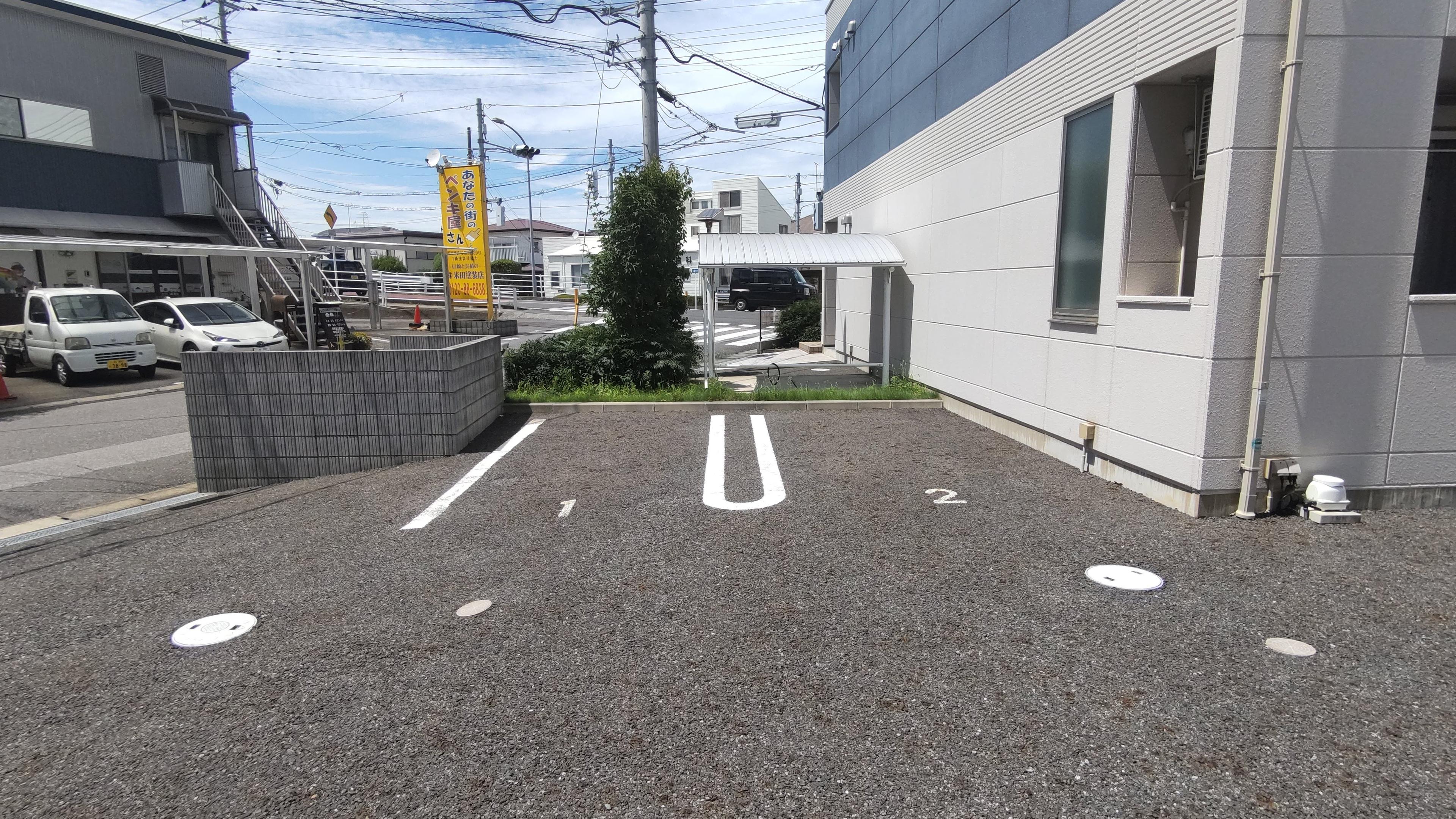 ブラウグランツの外観・駐車場イメージ2枚目