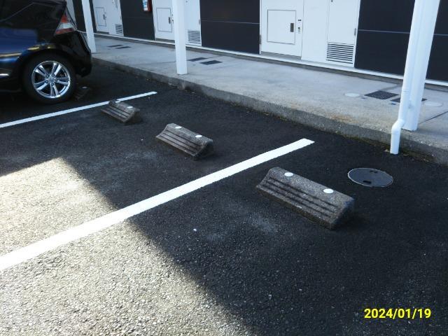 徳重(17100)の外観・駐車場イメージ1枚目