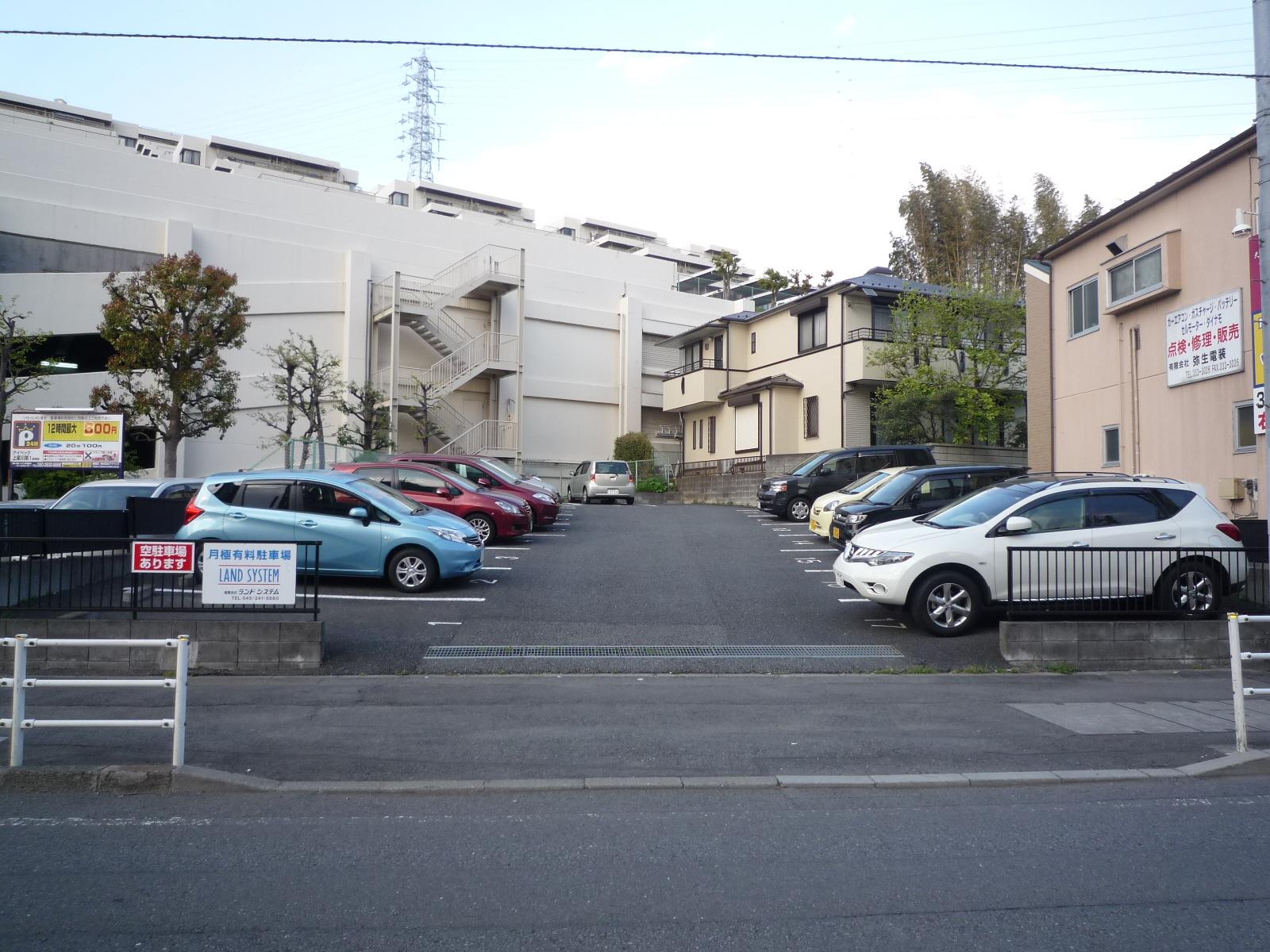 釜台町駐車場の外観・駐車場イメージ1枚目
