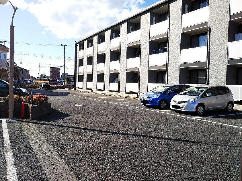 クレストウィル(34536)の外観・駐車場イメージ1枚目