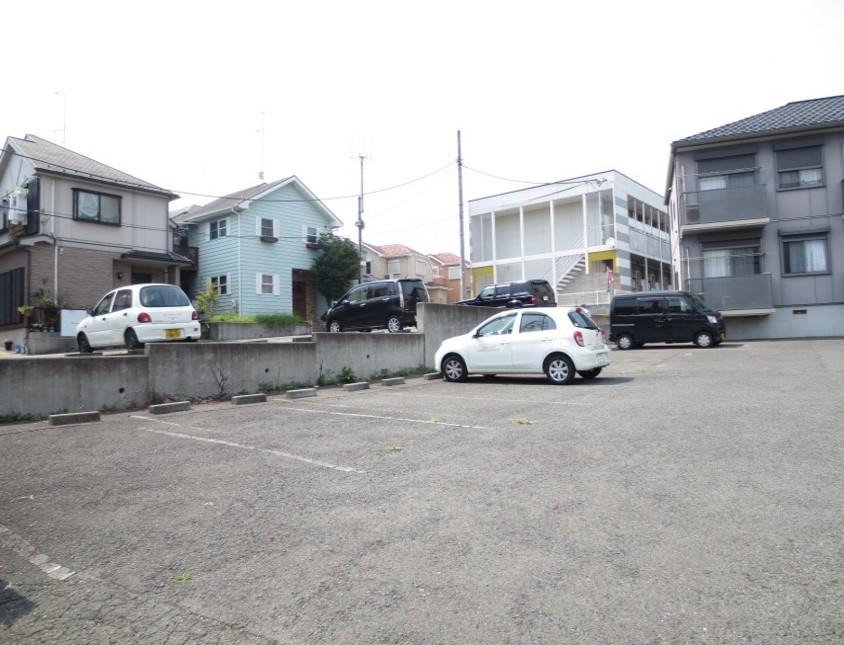 渡辺第3駐車場の外観・駐車場イメージ2枚目