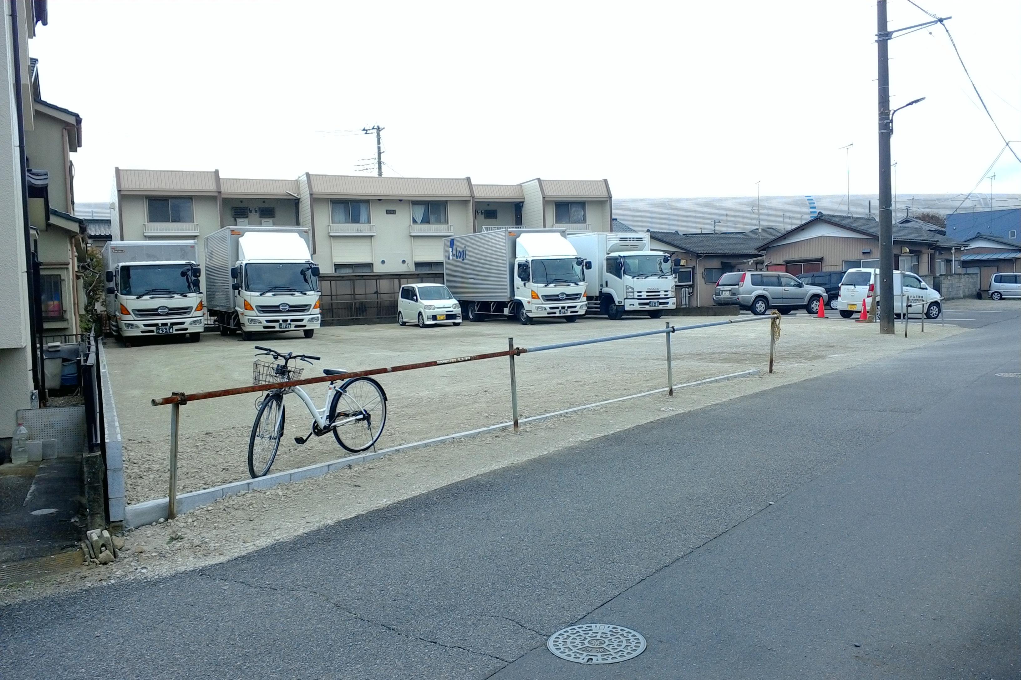 本篠宮駐車場の外観・駐車場イメージ3枚目