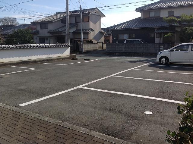 シロヤシキⅡ(17533)の外観・駐車場イメージ1枚目