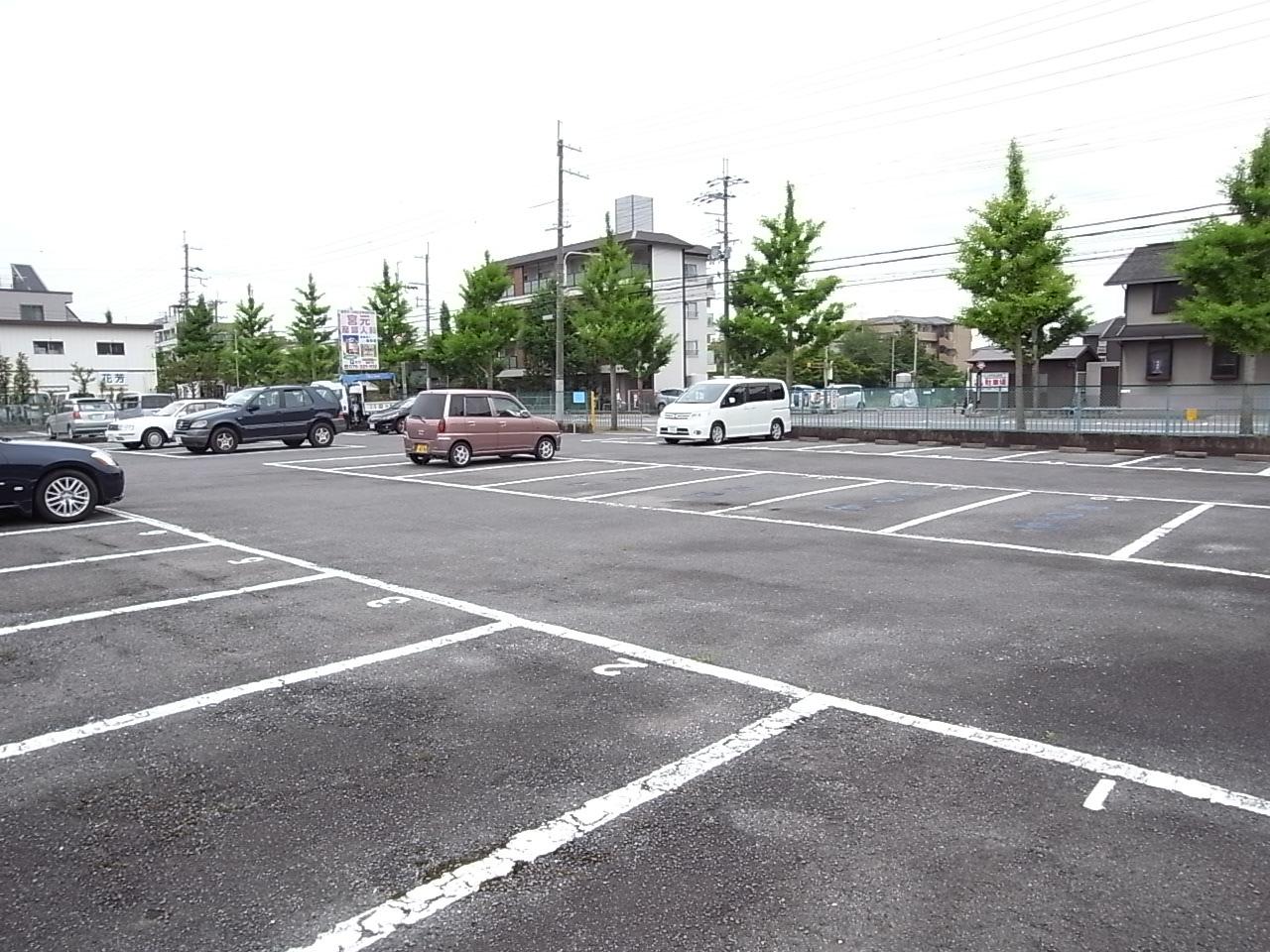 瀬戸川町ガレージの外観・駐車場イメージ2枚目