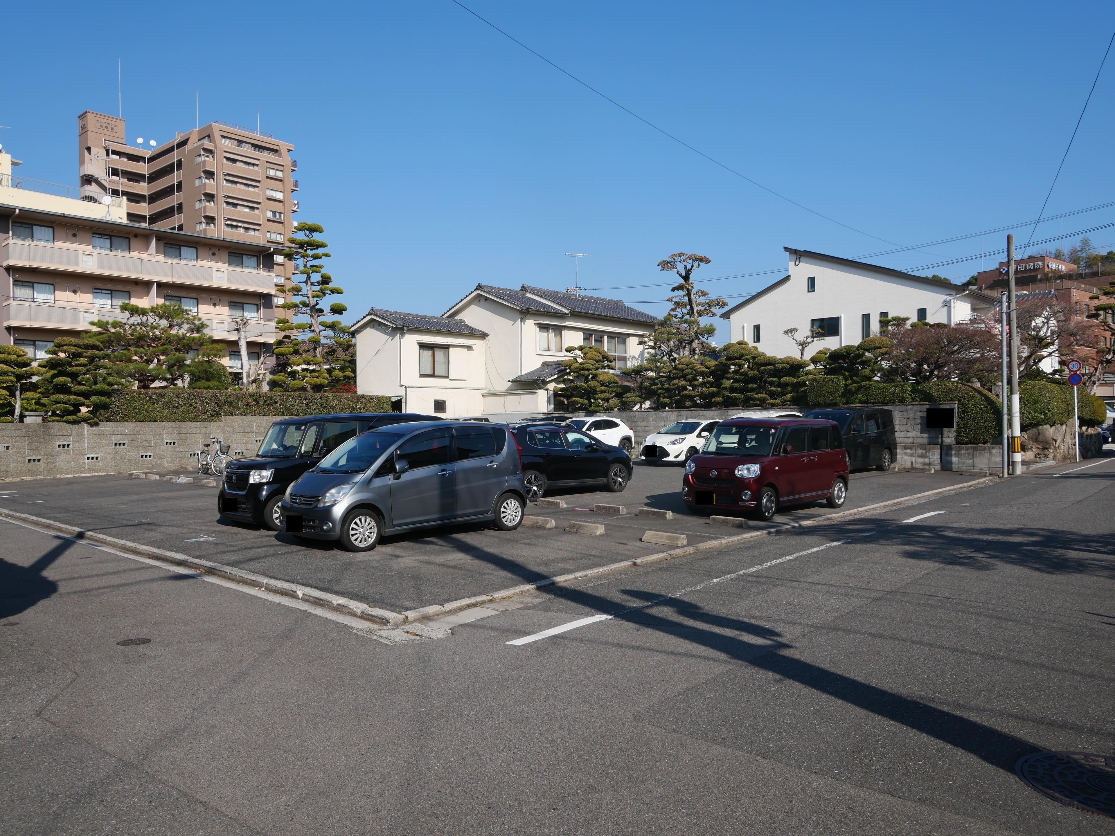 海老園２丁目８ガレージの外観・駐車場イメージ1枚目