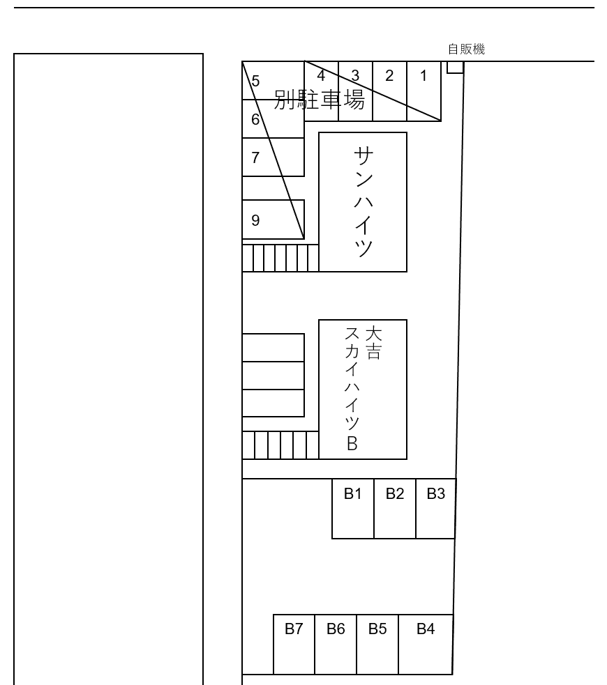 市沢町702-46Ｂの駐車配置図