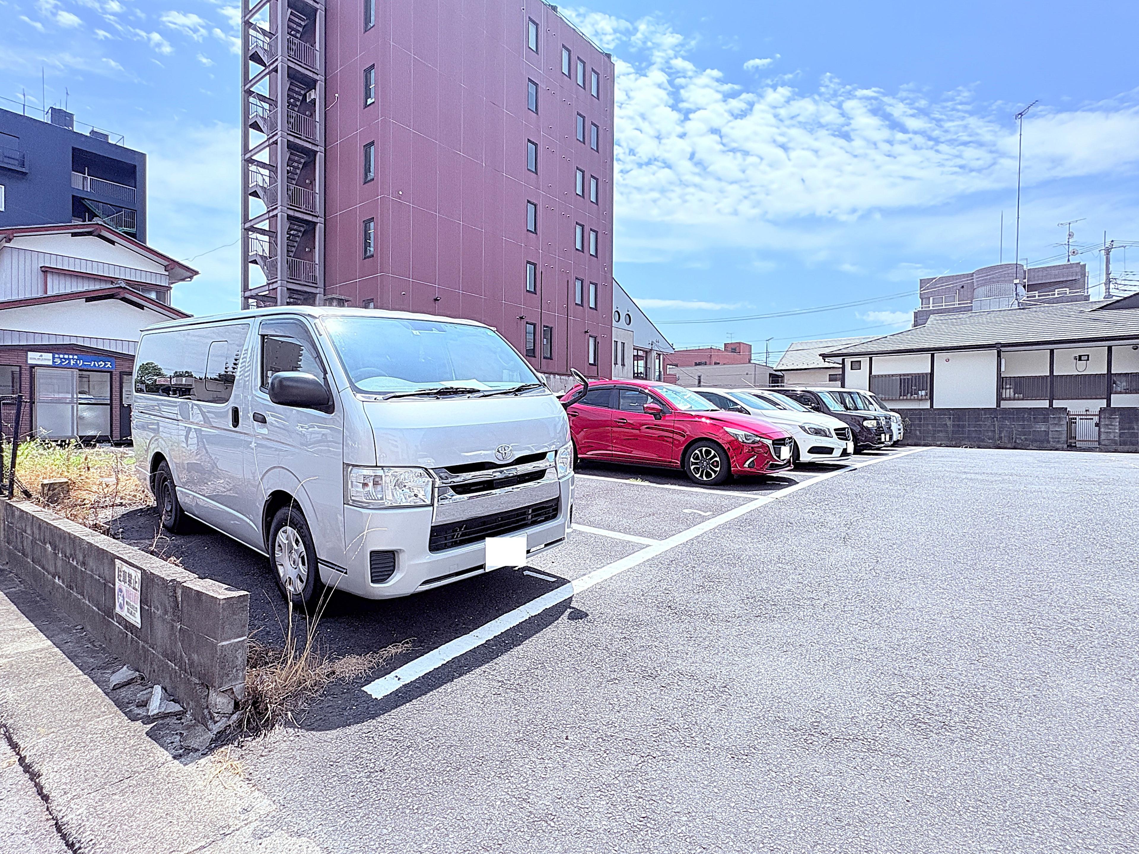 安達パーキング(№01～08)の外観・駐車場イメージ3枚目