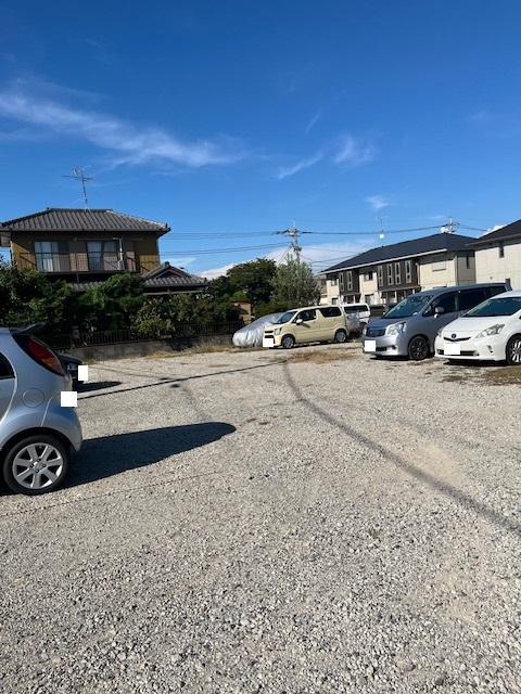 松飛台9050151駐車場の外観・駐車場イメージ2枚目