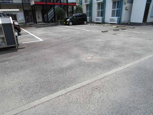 白山Ⅱ(32678)の外観・駐車場イメージ1枚目