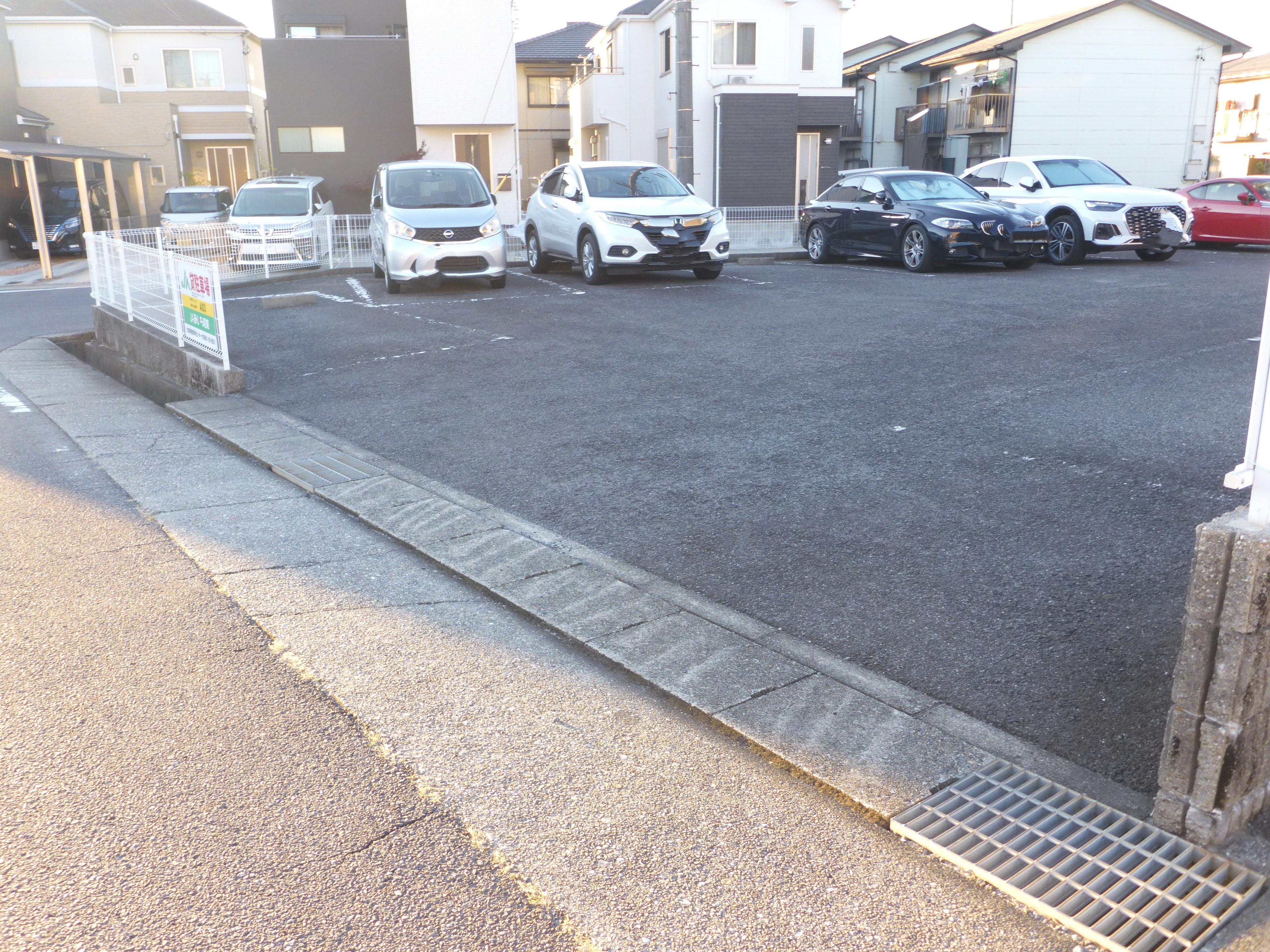 セジュール四軒家西駐車場の外観・駐車場イメージ2枚目