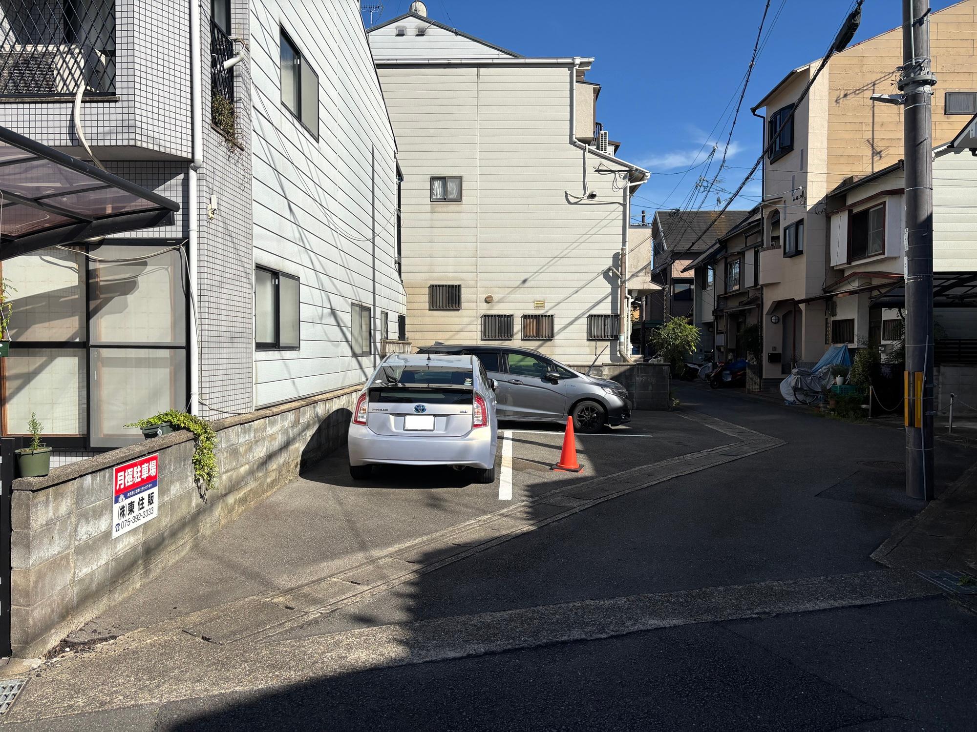 嵐山茶尻町ガレージの外観・駐車場イメージ1枚目
