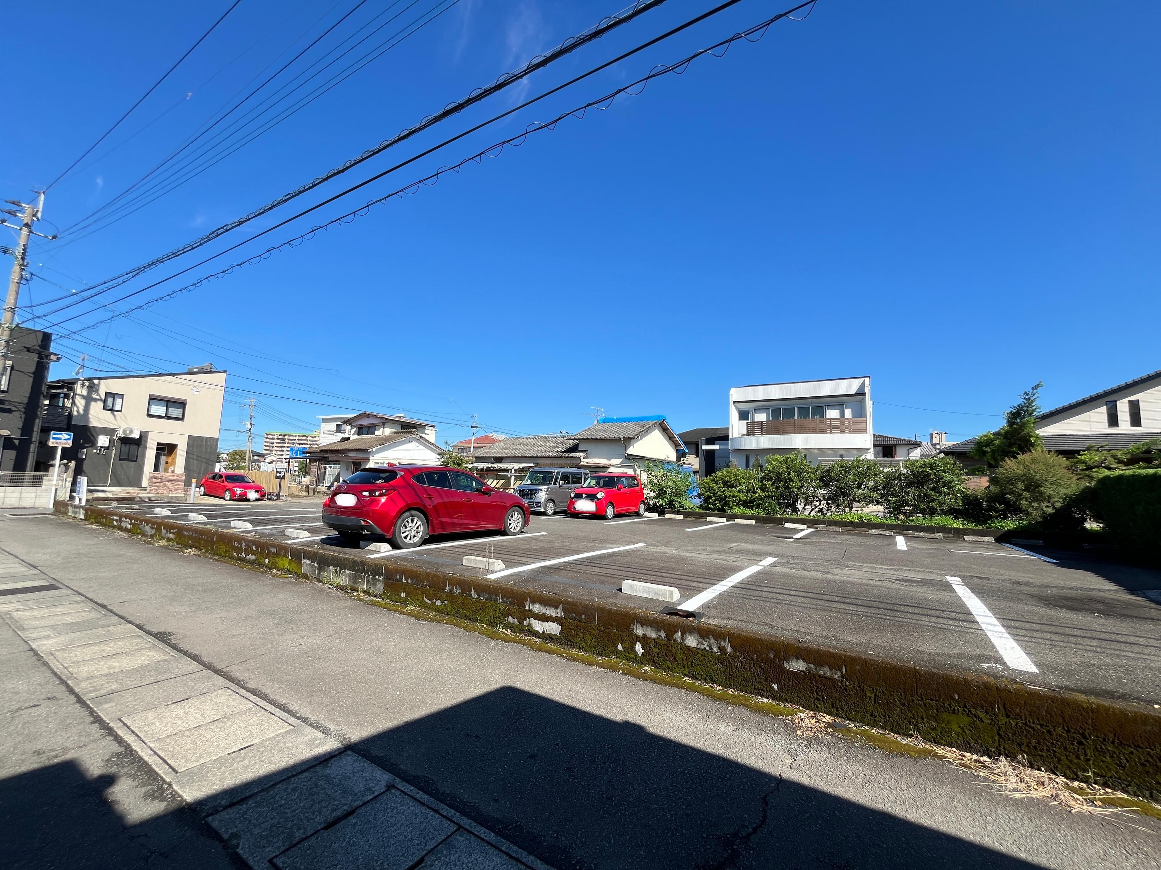 パーキング１９５の外観・駐車場イメージ1枚目