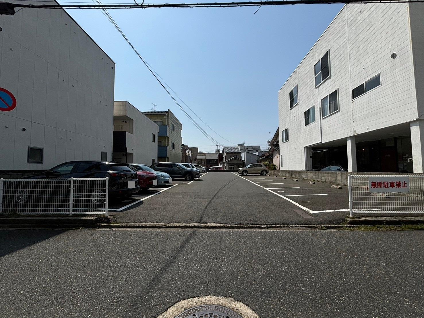 瓦町437番地石谷駐車場の外観・駐車場イメージ1枚目