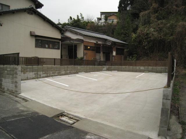ジョイフル東鳴水岩﨑駐車場の外観・駐車場イメージ1枚目
