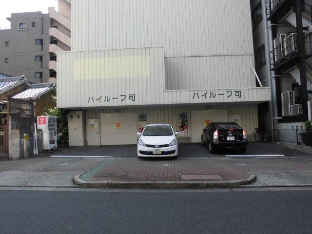 丸の内１丁目外堀駐車場の外観・駐車場イメージ1枚目