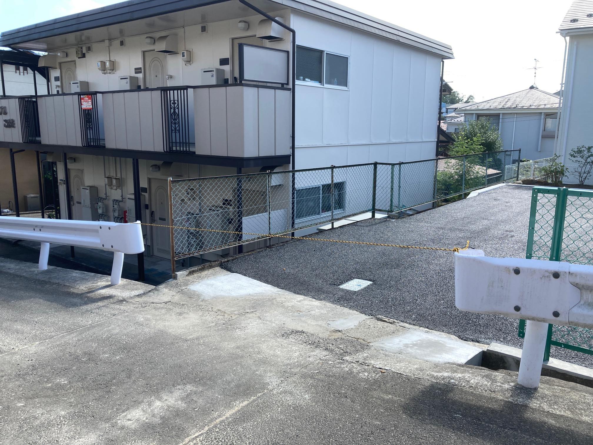 吉野月極駐車場の外観・駐車場イメージ2枚目