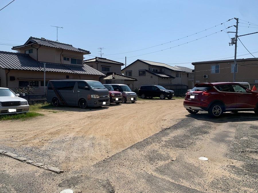 梅岡駐車場の外観・駐車場イメージ1枚目