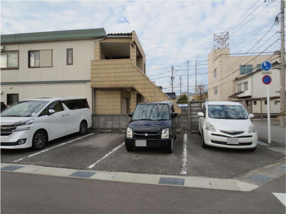 東田地方町2丁目1-10月極駐車場の外観・駐車場イメージ2枚目