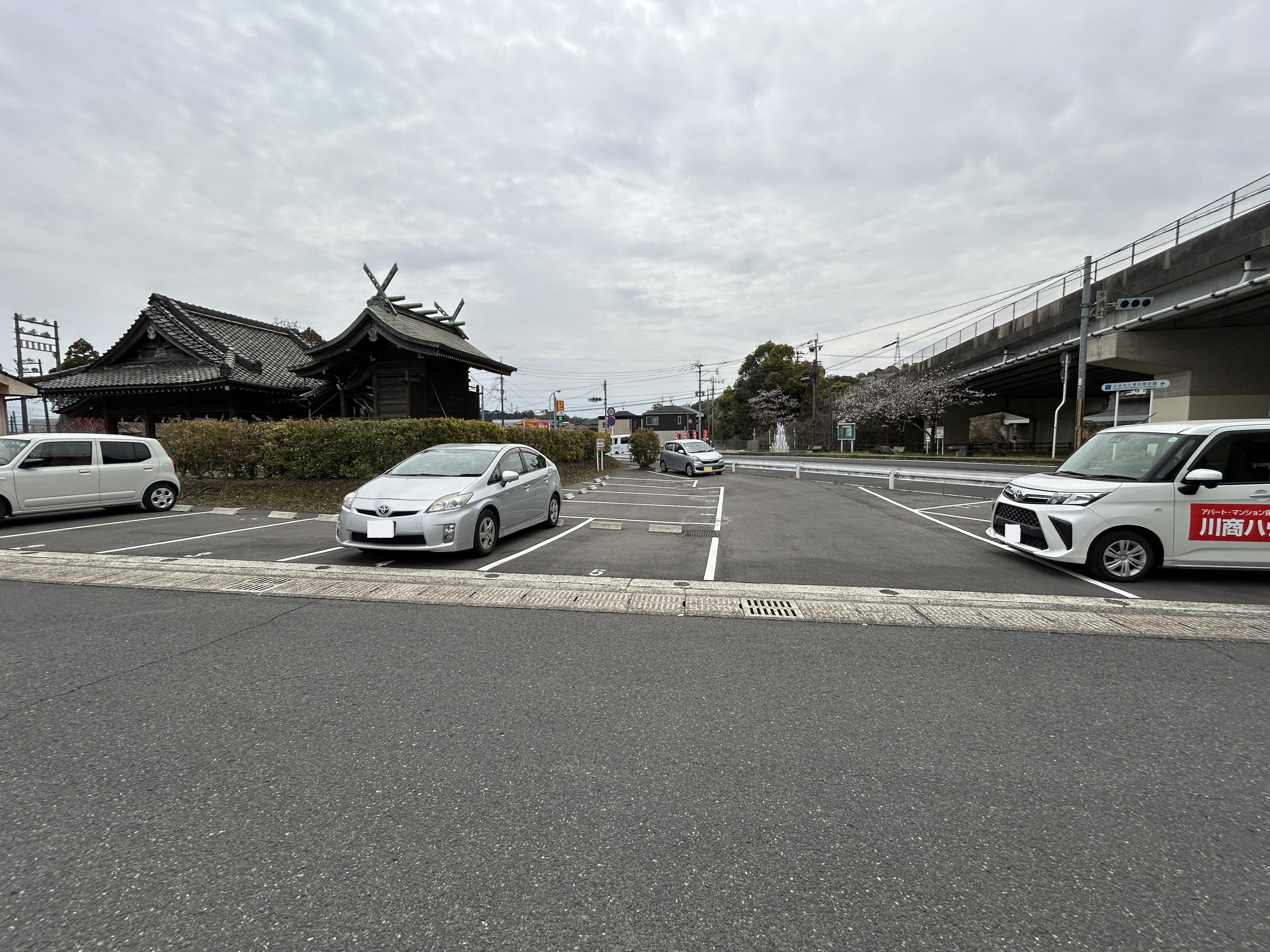 谷山護国神社駐車場の外観・駐車場イメージ2枚目