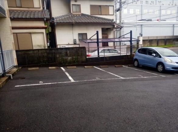 グローリア(27964)の外観・駐車場イメージ1枚目
