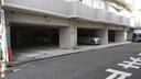 ライオンズマンション王子公園東　車庫の駐車場