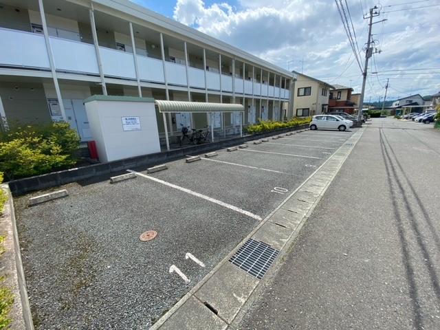 浅岸(18048)の外観・駐車場イメージ1枚目