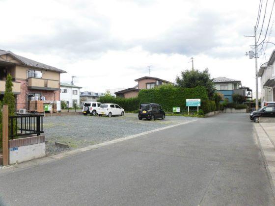 津志田川村月極駐車場の外観・駐車場イメージ3枚目
