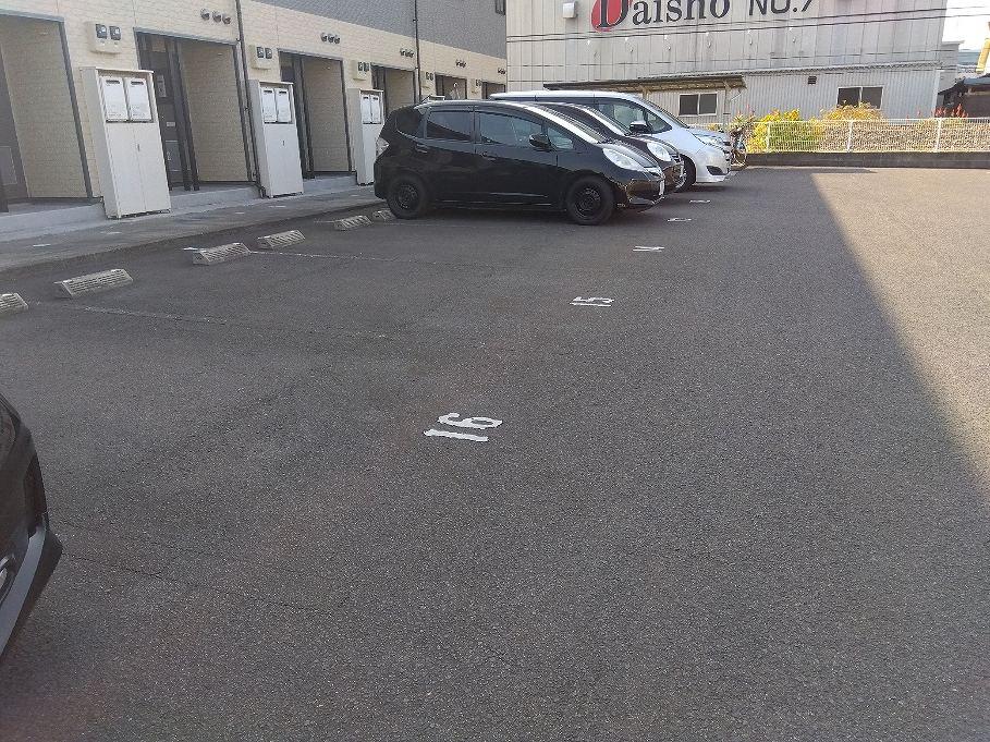 アンクル　サム(32343)の外観・駐車場イメージ1枚目