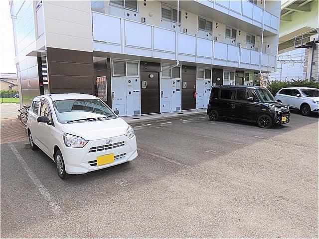 バーゼル(22851)の外観・駐車場イメージ1枚目