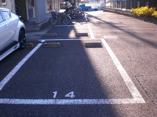 ブリリアント(41827)の外観・駐車場イメージ1枚目