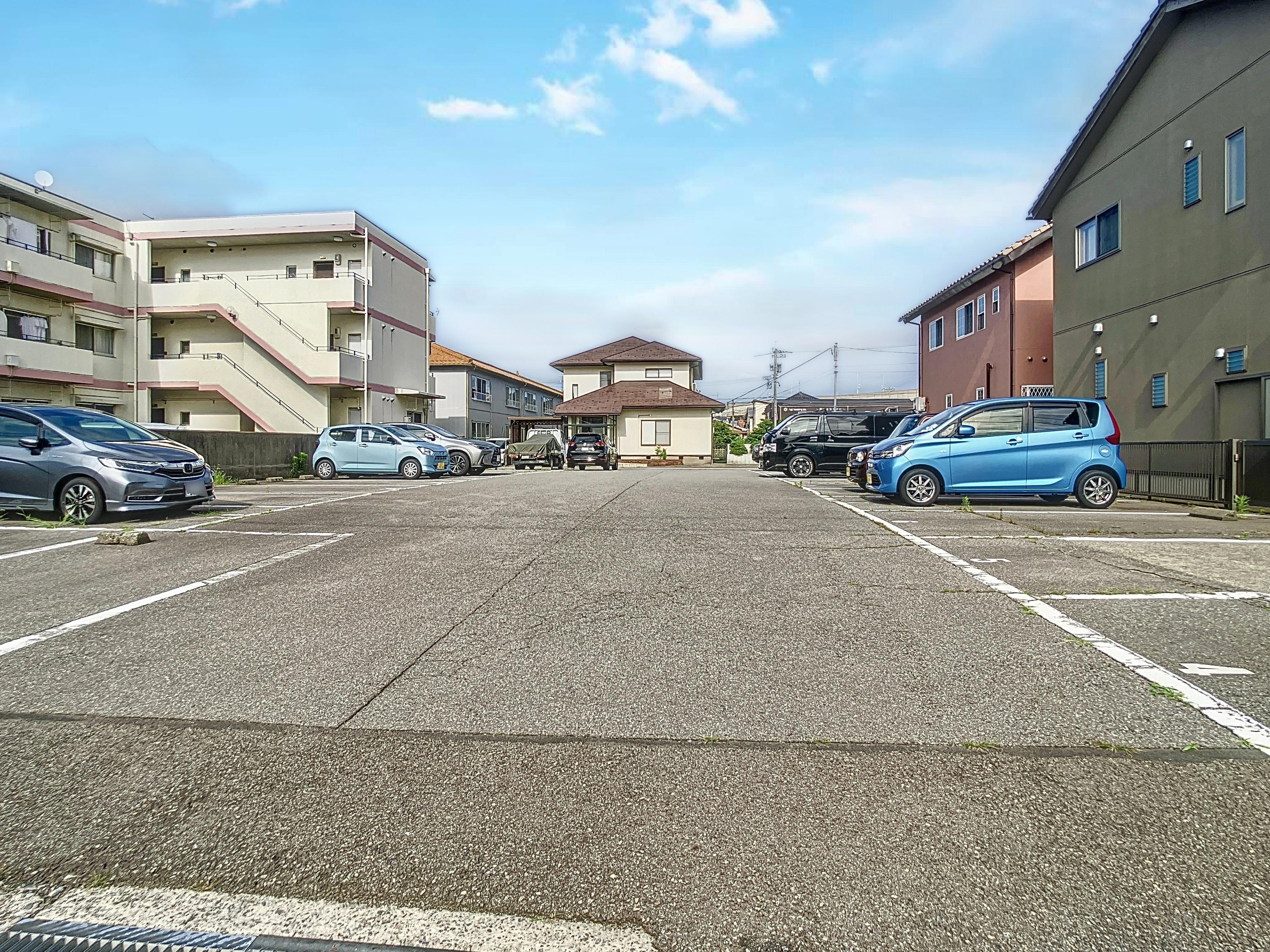 八日市４丁目Ｓ駐車場の外観・駐車場イメージ3枚目