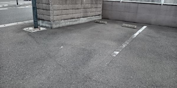 川西(43975)の外観・駐車場イメージ2枚目
