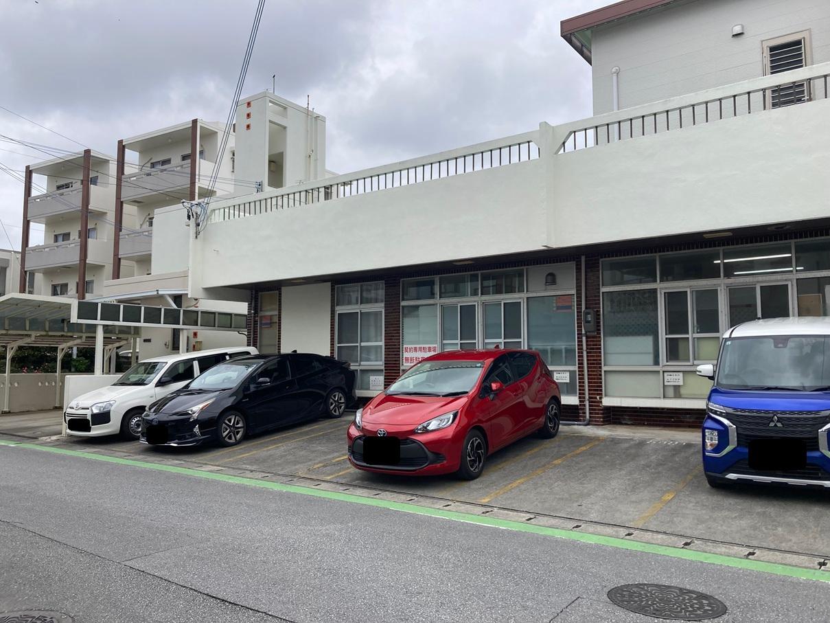 喜瀬貸間契約駐車場の外観・駐車場イメージ2枚目